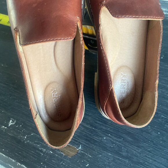 Sperry Women's Tan Seaport Levy Leather Memory-Foam Slip-On Loafers - Picture 8 of 11